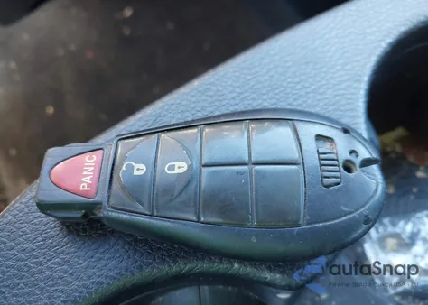 2015 Ram 1500 St z USA, uszkodzony, nr VIN 3C6RR7KT7FG712644